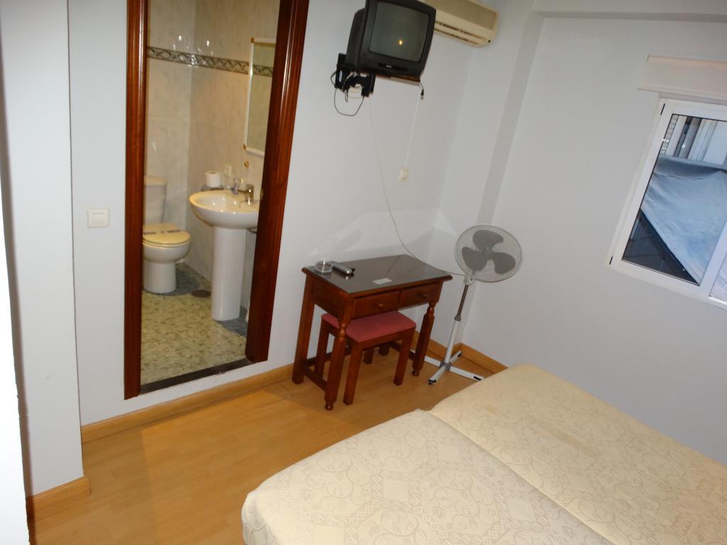 Hostal La Redonda Granada Eksteriør billede