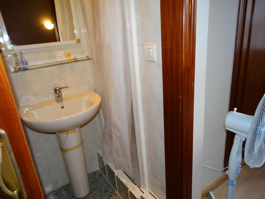 Hostal La Redonda Granada Eksteriør billede