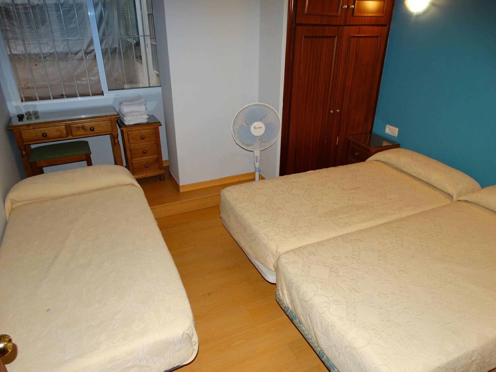 Hostal La Redonda Granada Eksteriør billede